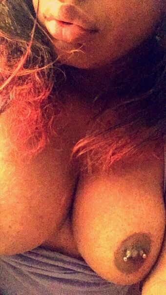 Nyla Rose Голі Зливи OnlyFans Фото 134