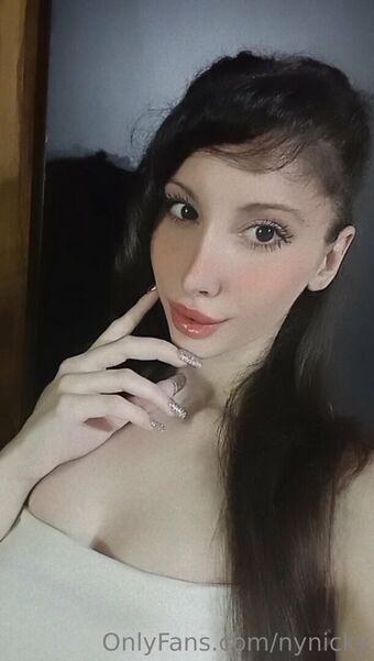 nynicky Голі Зливи OnlyFans Фото 14