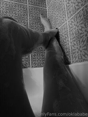 oklababe Голі Зливи OnlyFans Фото 5