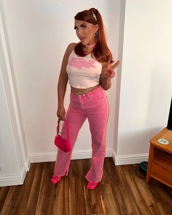 Olivia Paige Cooke Голі Зливи OnlyFans Фото 34