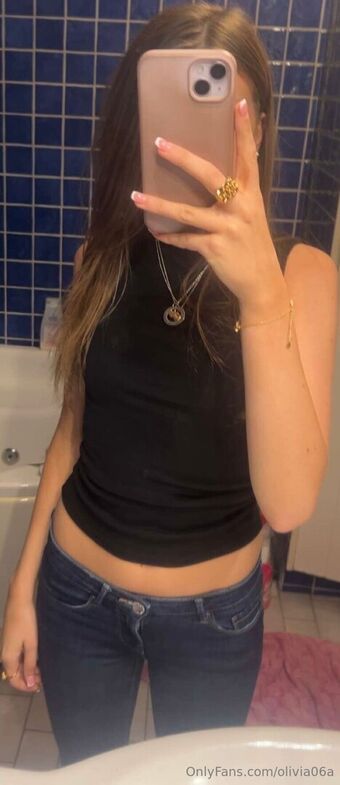 olivia06a Голі Зливи OnlyFans Фото 6