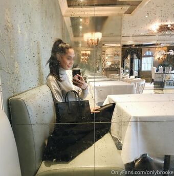 onlybrooke Голі Зливи OnlyFans Фото 12