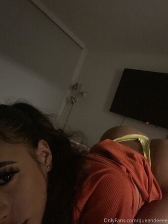 onlymariss Голі Зливи OnlyFans Фото 15