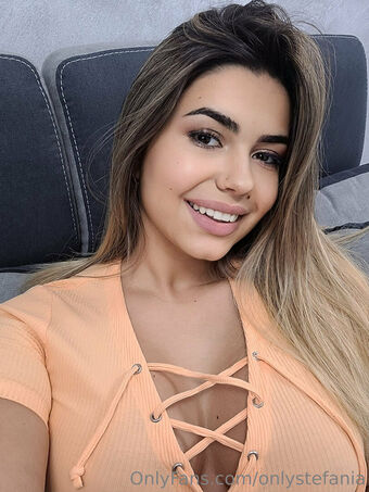 onlystefania Голі Зливи OnlyFans Фото 17