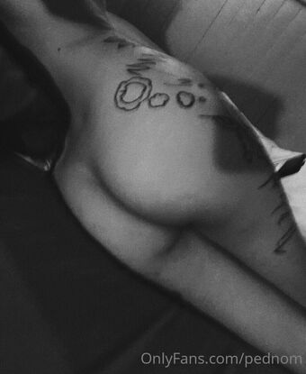 Pednom Голі Зливи OnlyFans Фото 7