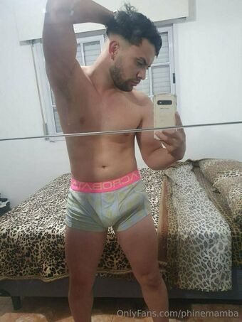 phinemamba Голі Зливи OnlyFans Фото 19