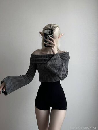 pipsi Голі Зливи OnlyFans Фото 20