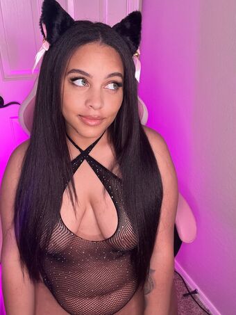 pixelbae Голі Зливи OnlyFans Фото 5