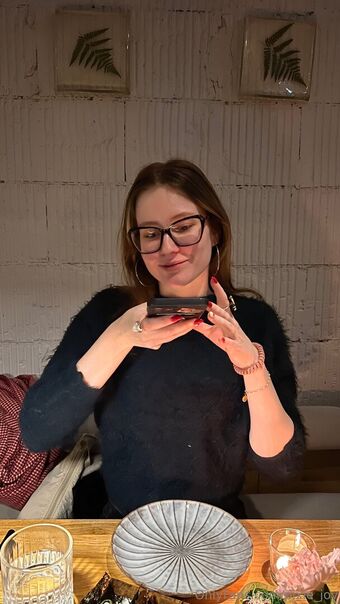 pixie_joy Голі Зливи OnlyFans Фото 17