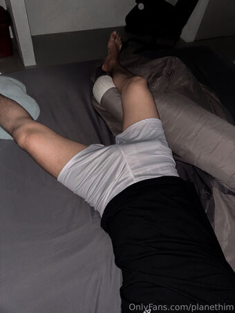 planethim Голі Зливи OnlyFans Фото 1