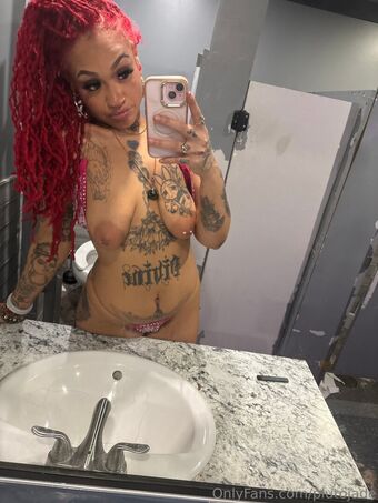 plutojade Голі Зливи OnlyFans Фото 17