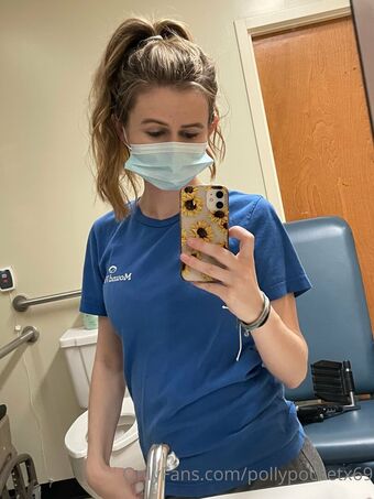 pollypocketx69 Голі Зливи OnlyFans Фото 5