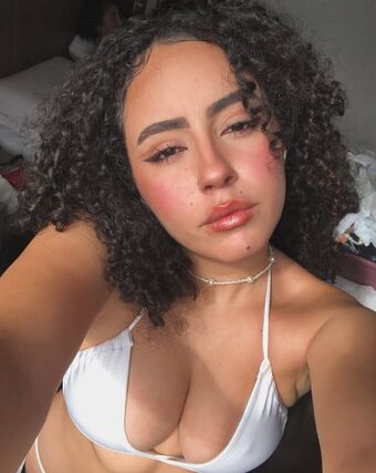 Polypsy_ Голі Зливи OnlyFans Фото 4