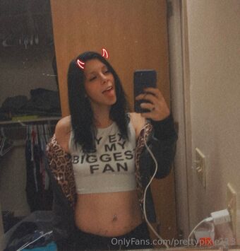 prettypixie113 Голі Зливи OnlyFans Фото 35