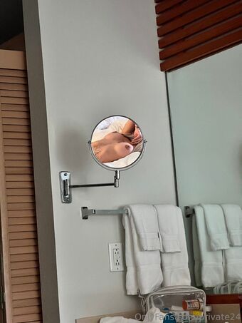 private24 Голі Зливи OnlyFans Фото 14