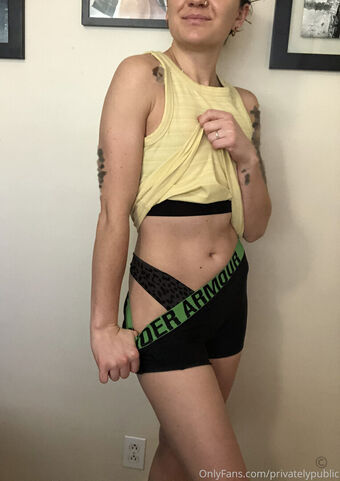 privatelypublic Голі Зливи OnlyFans Фото 10