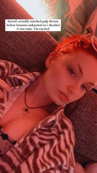 Proxyfox Голі Зливи OnlyFans Фото 28