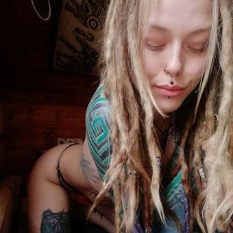 psychedelic_mess Голі Зливи OnlyFans Фото 32