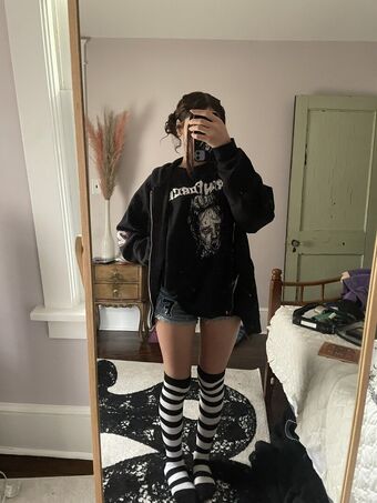 Pubbypie Голі Зливи OnlyFans Фото 23