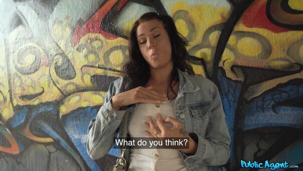 Public Agent Голі Зливи OnlyFans Фото 131