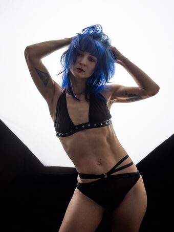 PunkModel Голі Зливи OnlyFans Фото 10