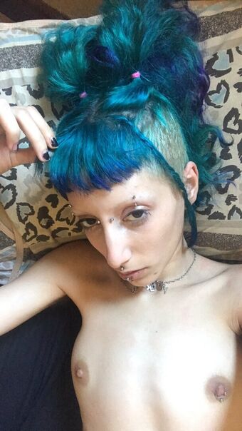Putaspunk Голі Зливи OnlyFans Фото 1