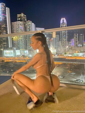 queendeeee Голі Зливи OnlyFans Фото 9