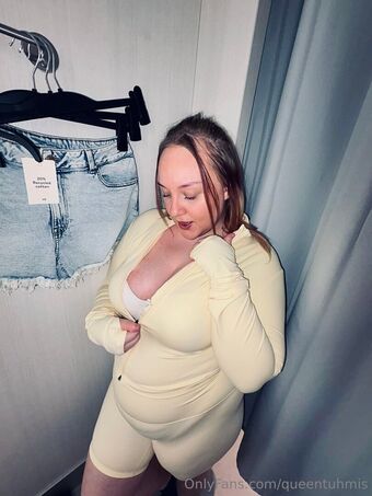 queentuhmis Голі Зливи OnlyFans Фото 13