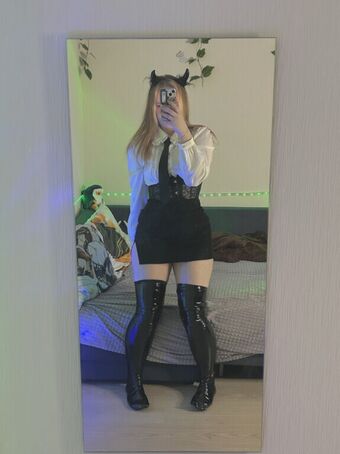 R1nari Голі Зливи OnlyFans Фото 179