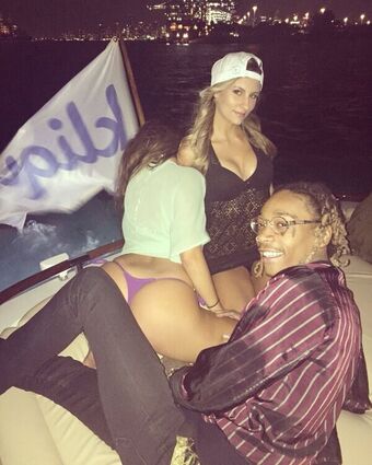 Rachel Bush Голі Зливи OnlyFans Фото 62