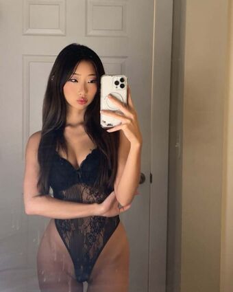 rayasteele Голі Зливи OnlyFans Фото 8