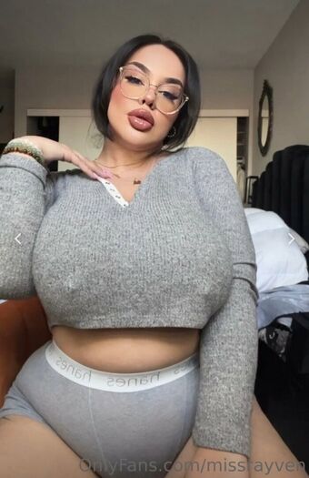 Rayven Голі Зливи OnlyFans Фото 46