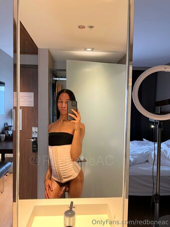 redboneac Голі Зливи OnlyFans Фото 19