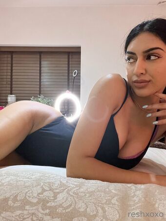 Resh Голі Зливи OnlyFans Фото 5