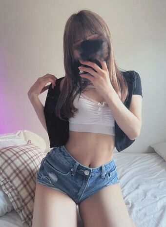 RisaJP Голі Зливи OnlyFans Фото 2
