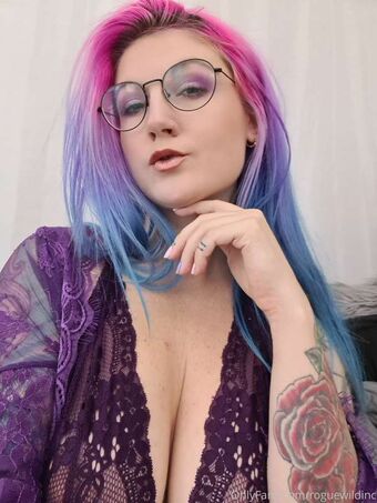 Rogue Wild Голі Зливи OnlyFans Фото 1