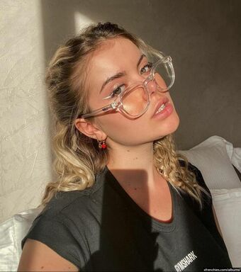 ROMY Голі Зливи OnlyFans Фото 5