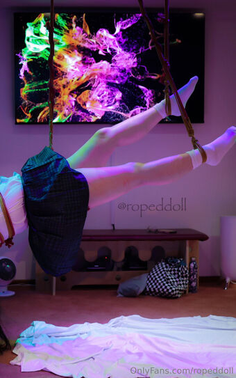 ropeddoll