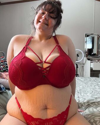 Roxanne Голі Зливи OnlyFans Фото 10
