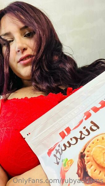 rubyaddams Голі Зливи OnlyFans Фото 9