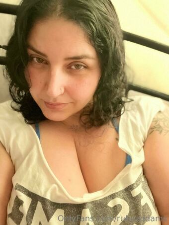 rubyaddams Голі Зливи OnlyFans Фото 19