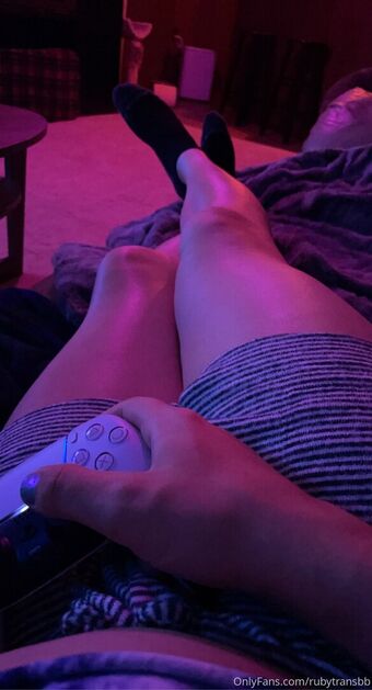 rubytransbb Голі Зливи OnlyFans Фото 1