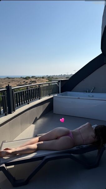 Sabbre Голі Зливи OnlyFans Фото 12