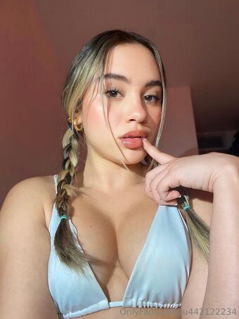 sabrinasweeney