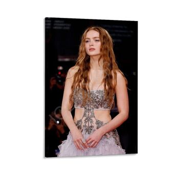 sadiesink Голі Зливи OnlyFans Фото 5