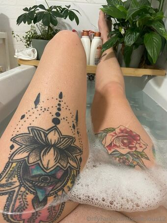 salacious12 Голі Зливи OnlyFans Фото 11