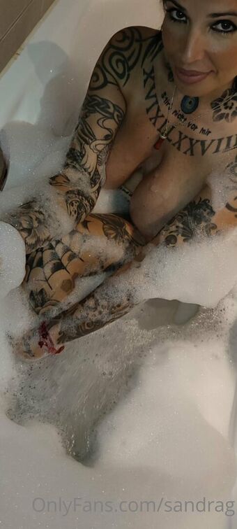 sandrag Голі Зливи OnlyFans Фото 14