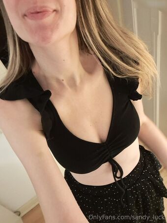 Sandy_Luck Голі Зливи OnlyFans Фото 13