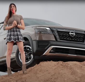 Sarah-n-Tuned, Голі Зливи OnlyFans Фото 2