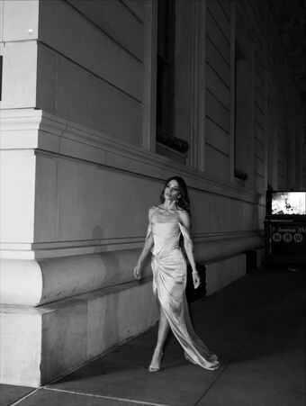 Sarah Shahi Голі Зливи OnlyFans Фото 167